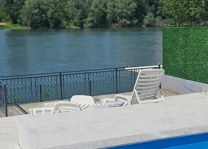 펜션 Drinska Obala *